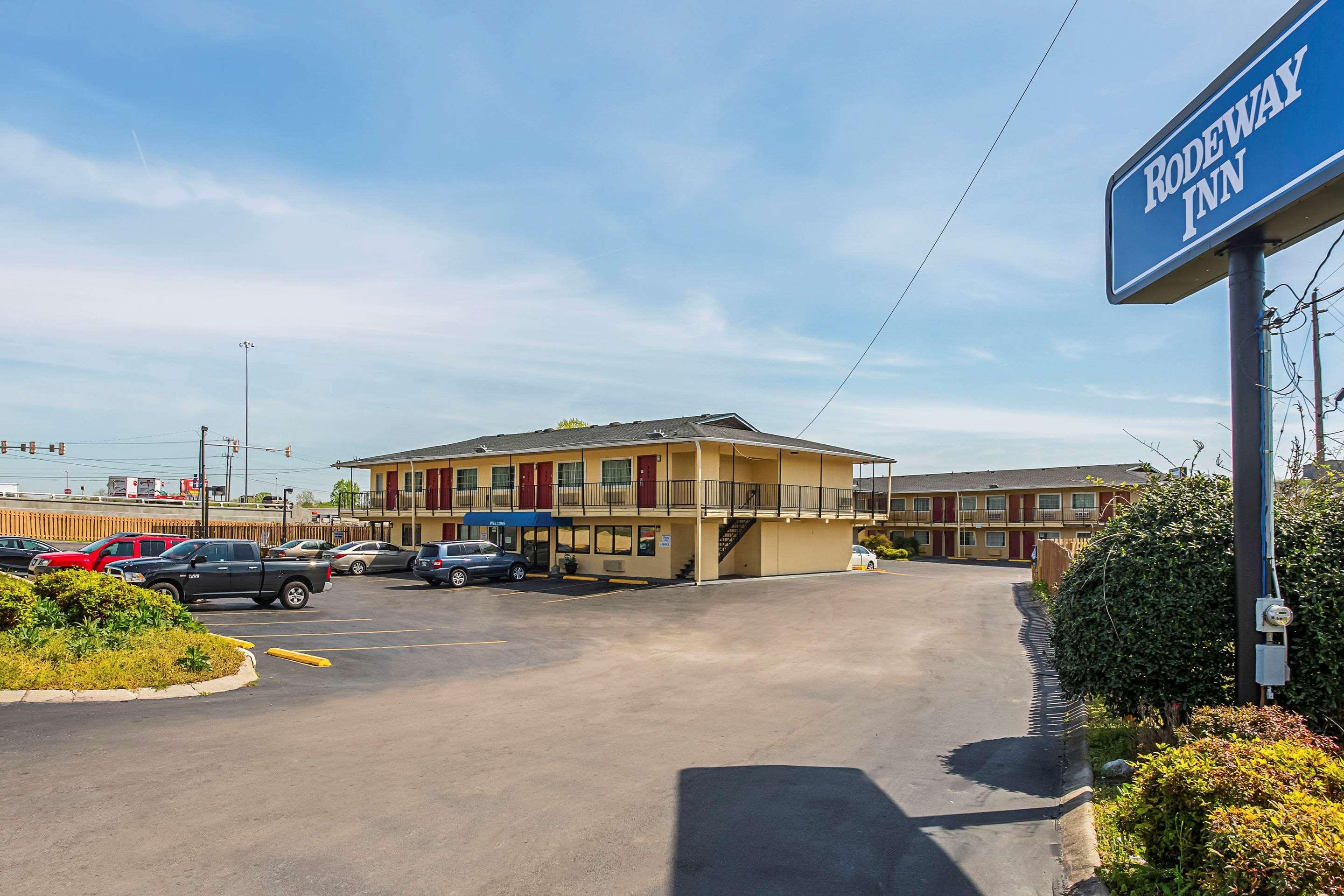 Rodeway Inn Nashville Airport South Exterior photo