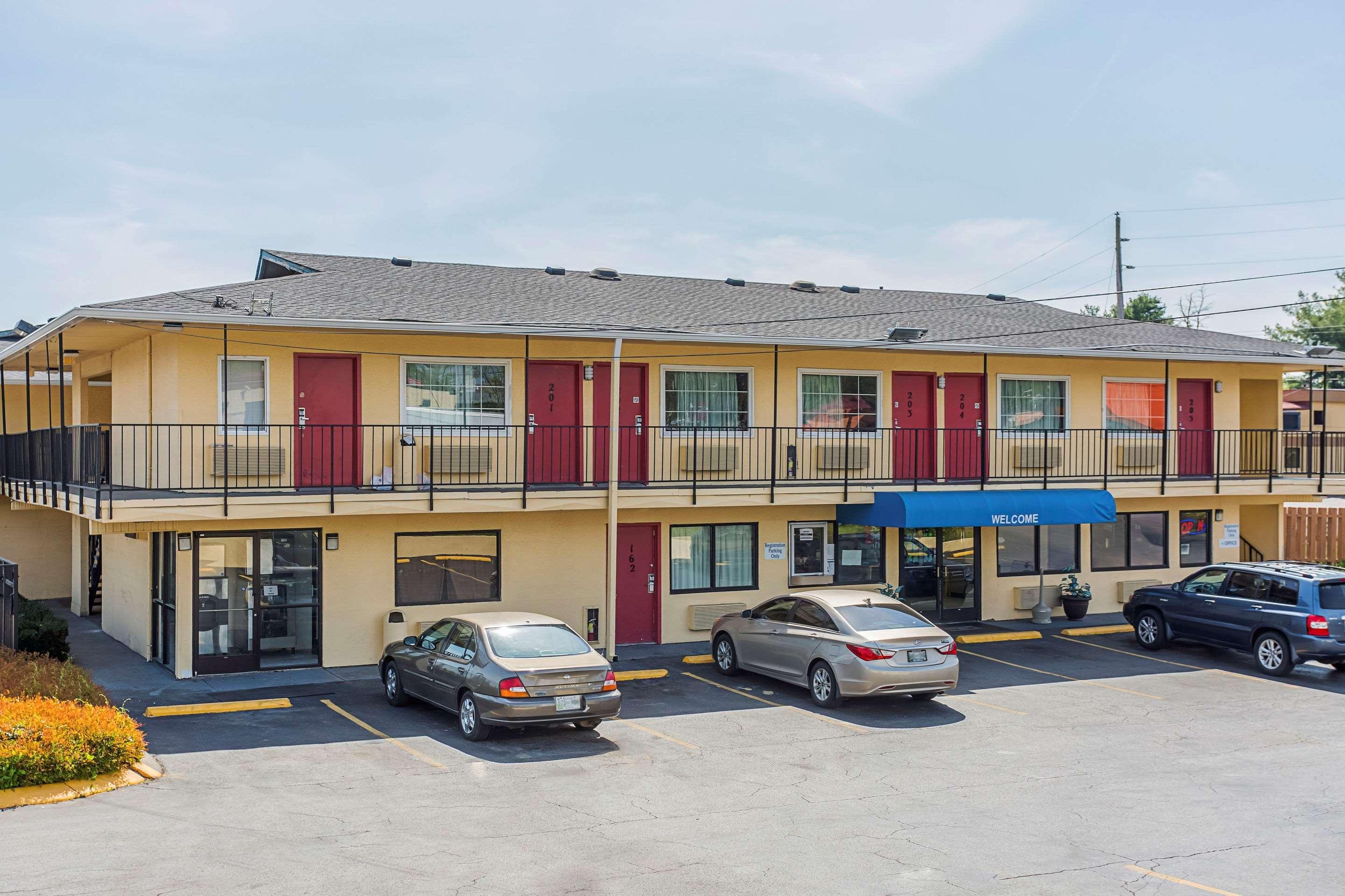 Rodeway Inn Nashville Airport South Exterior photo